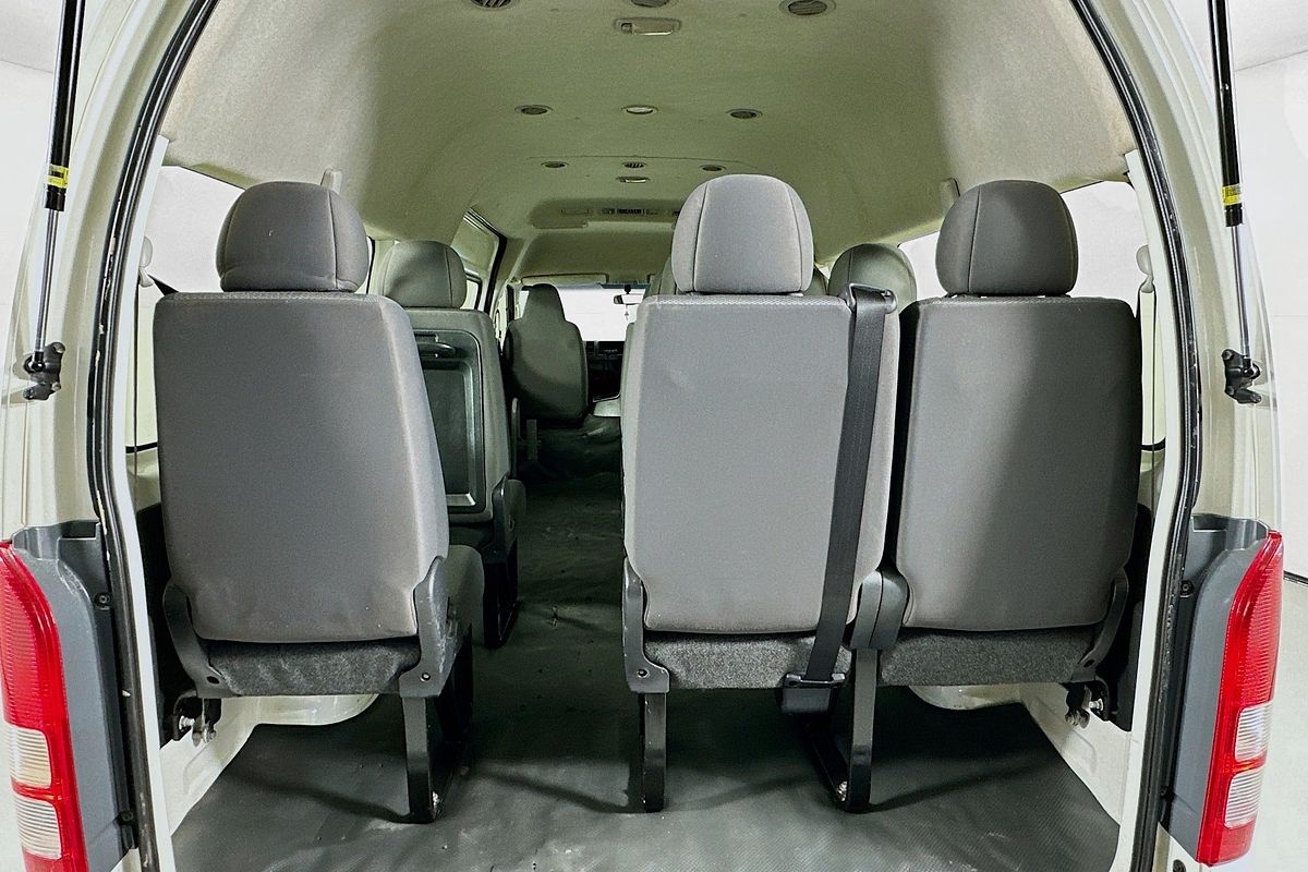 2018 Toyota HIACE COMMUTER (12 SEATS) KDH223R MY16 ELWB High Roof