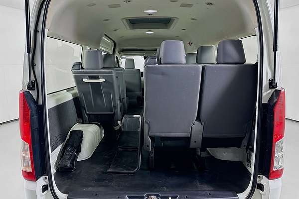 2021 Toyota Hiace Commuter GDH322R