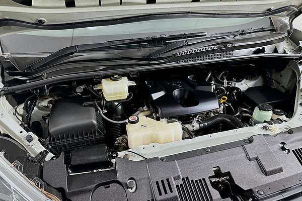 2020 Toyota HIACE Commuter GDH322R