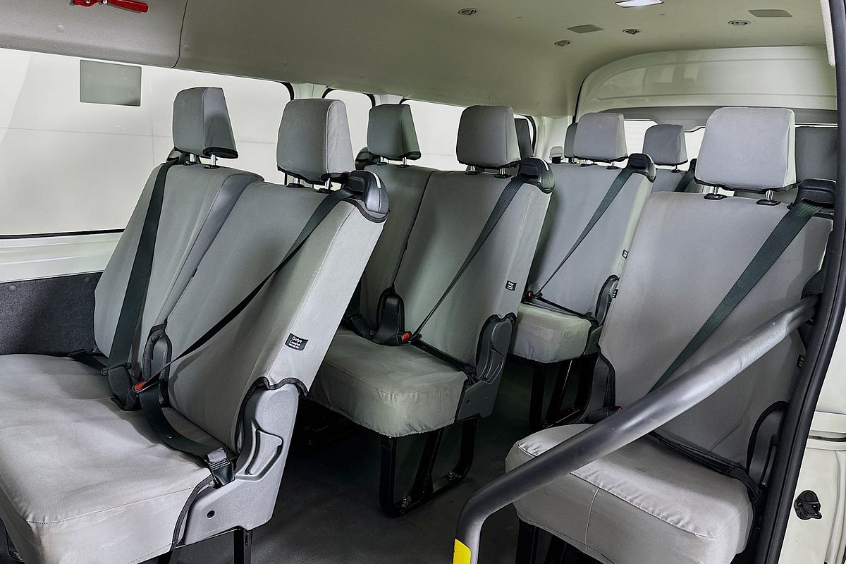 2021 Toyota HIACE SLWB COMMUTER (12 SEATS) GDH322R