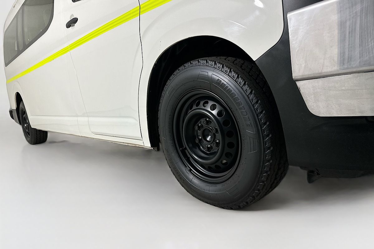 2021 Toyota Hiace SLWB COMMUTER (12 SEATS) GDH322R