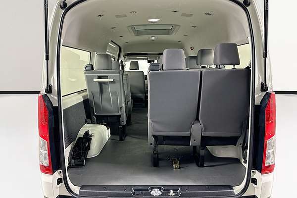 2022 Toyota Hiace SLWB COMMUTER (12 SEATS) GDH322R