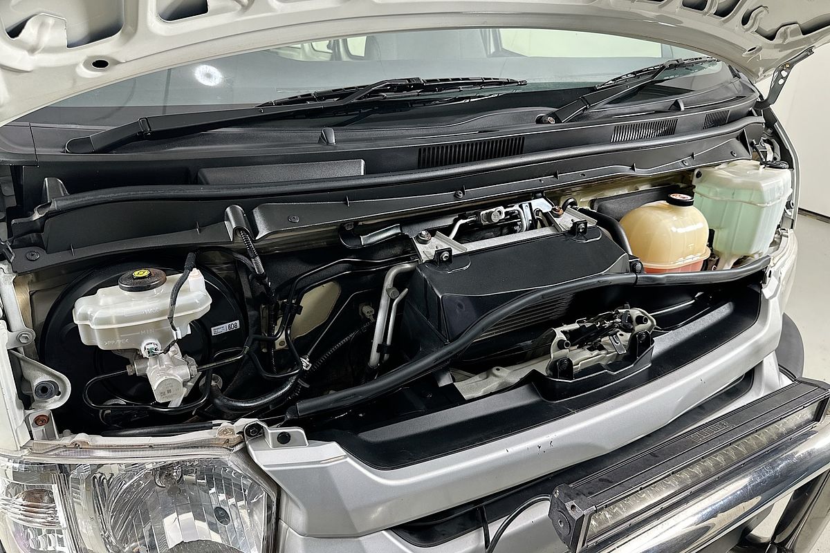 2019 Toyota Hiace COMMUTER (12 SEATS) KDH223R MY16