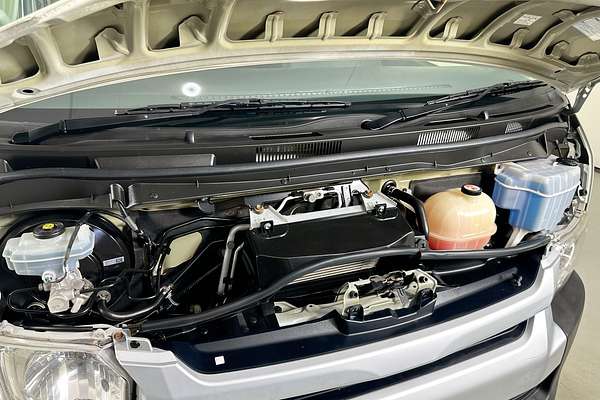 2019 Toyota HIACE COMMUTER KDH223R MY16 ELWB High Roof