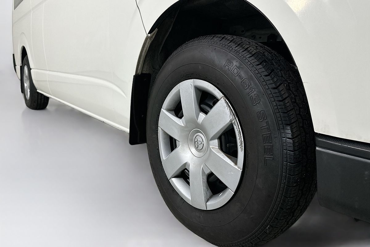 2011 Toyota HIACE COMMUTER KDH223R MY11 UPGRADE