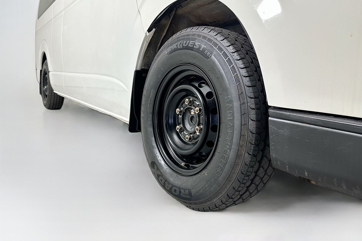 2018 Toyota HIACE COMMUTER (12 SEATS) KDH223R MY16 ELWB High Roof