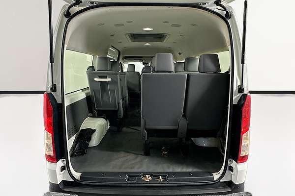 2020 Toyota Hiace COMMUTER (12 SEATS) GDH322R
