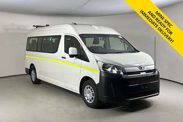 2025 Toyota Hiace SLWB COMMUTER (12 SEATS) GDH322R