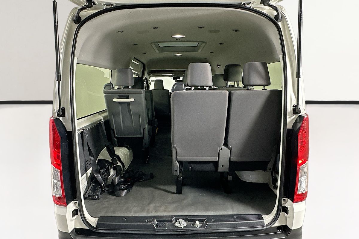 2021 Toyota HIACE SLWB COMMUTER (12 SEATS) GDH322R
