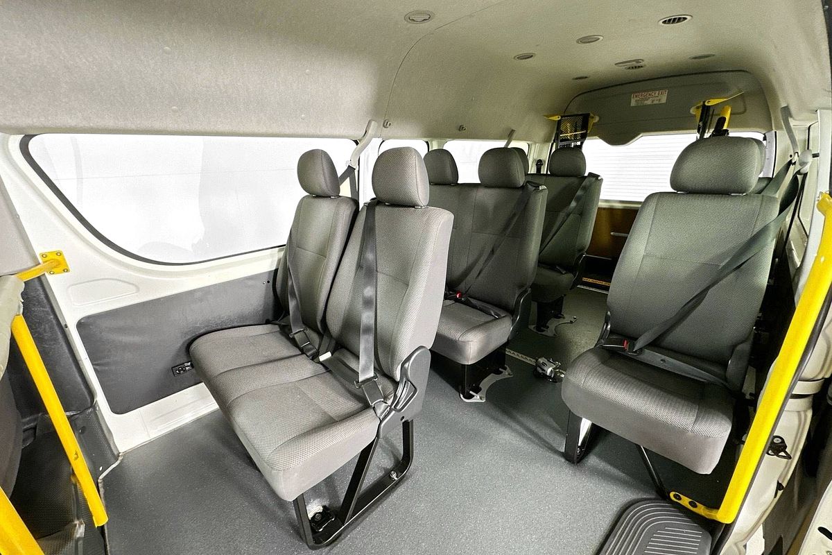 2017 Toyota Hiace COMMUTER KDH223R MY16