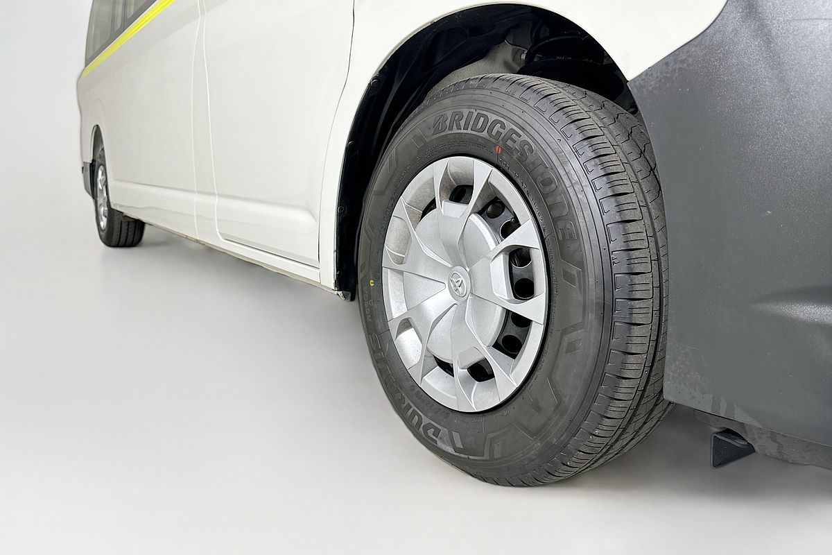 2020 Toyota Hiace COMMUTER (12 SEATS) GDH322R