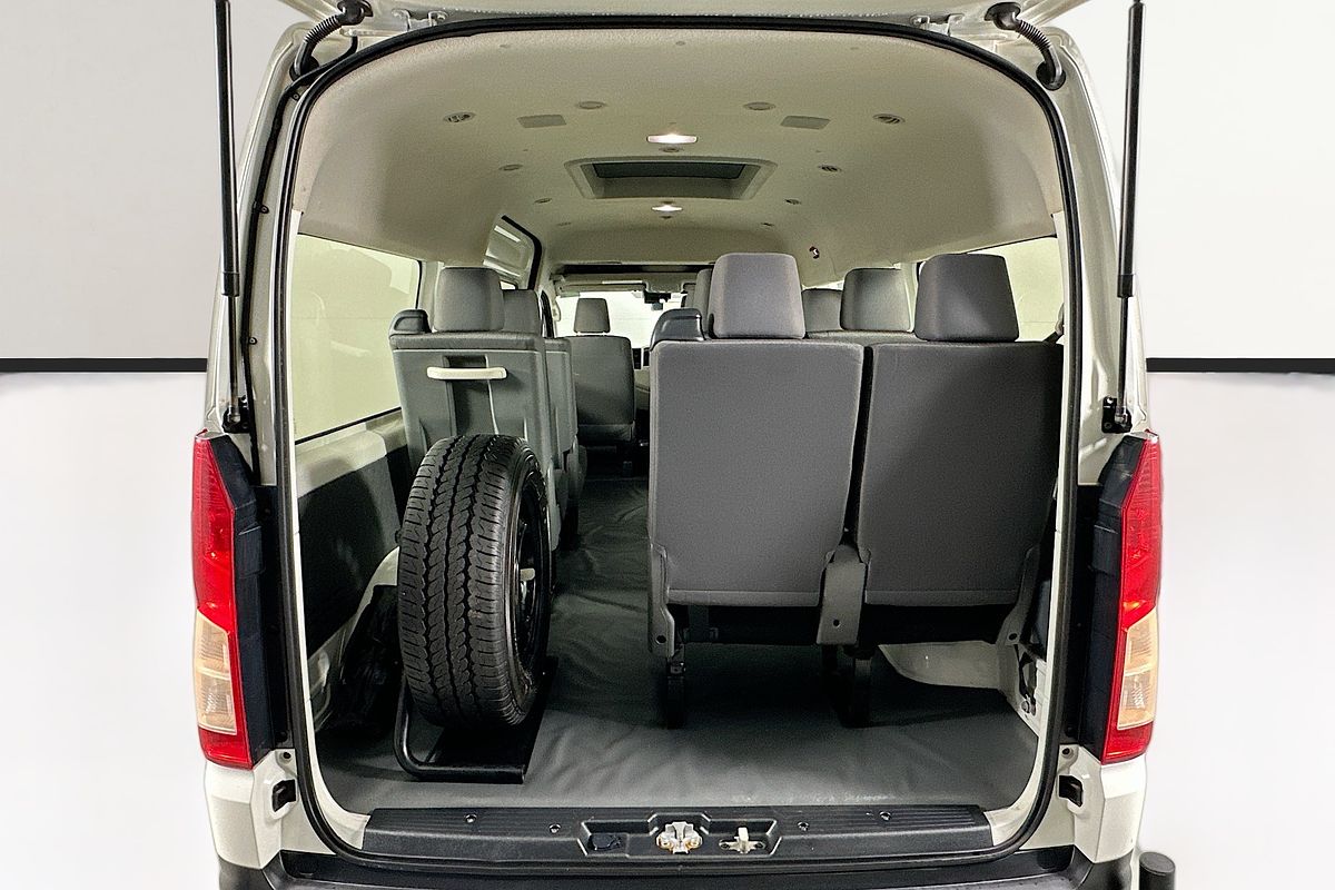 2021 Toyota Hiace SLWB COMMUTER (12 SEATS) GDH322R