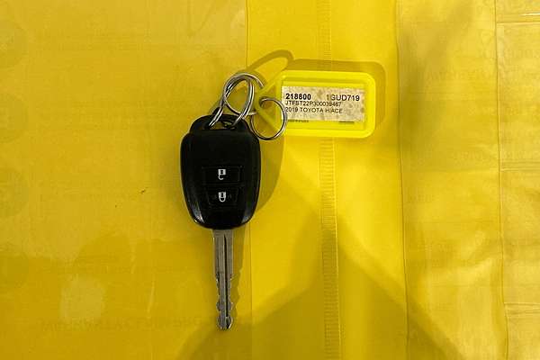 2019 Toyota HIACE COMMUTER KDH223R MY16 ELWB High Roof