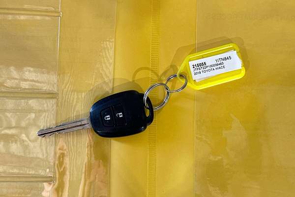 2019 Toyota Hiace COMMUTER (12 SEATS) KDH223R MY16