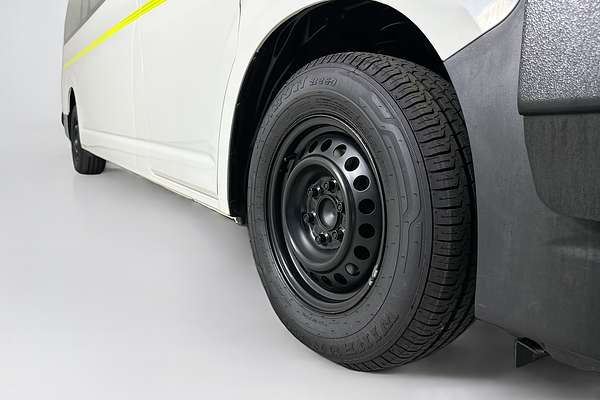 2021 Toyota Hiace SLWB COMMUTER (12 SEATS) GDH322R