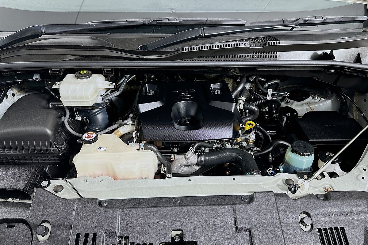2021 Toyota HIACE SLWB COMMUTER (12 SEATS) GDH322R