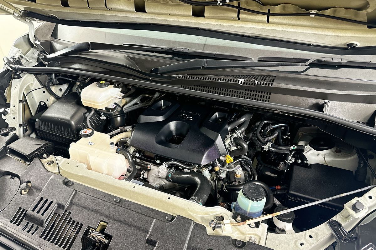 2019 Toyota Hiace COMMUTER (12 SEATS) GDH322R