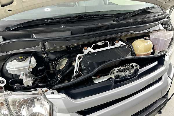 2018 Toyota HIACE COMMUTER KDH223R MY16 ELWB High Roof