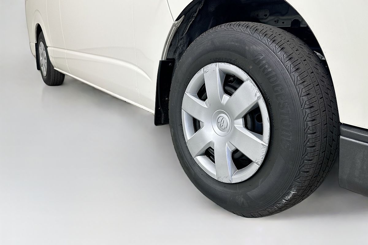 2017 Toyota Hiace COMMUTER (12 SEATS) KDH223R MY16