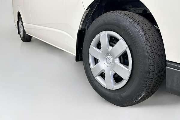 2017 Toyota Hiace COMMUTER (12 SEATS) KDH223R MY16