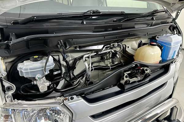 2016 Toyota HIACE LWB TRH201R MY16 LWB