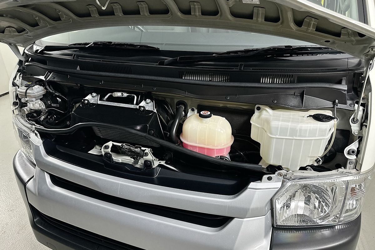 2019 Toyota Hiace COMMUTER (12 SEATS) KDH223R MY16
