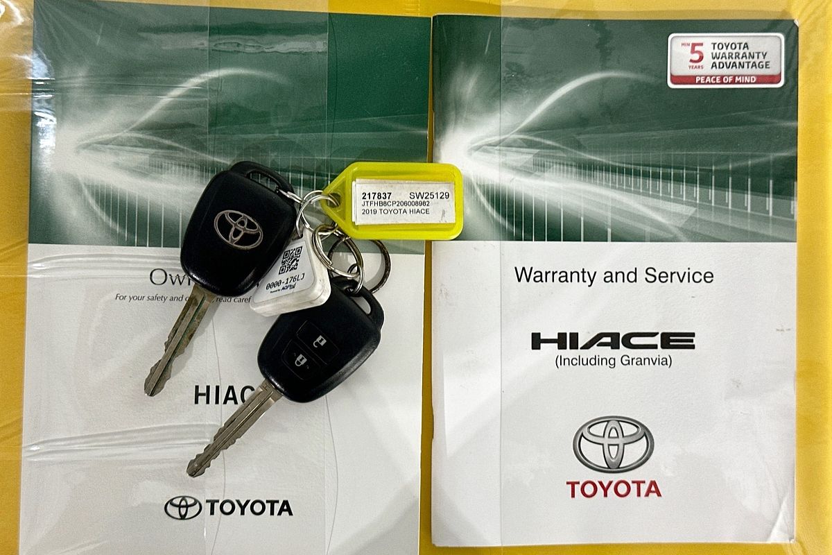 2019 Toyota Hiace COMMUTER (12 SEATS) GDH322R
