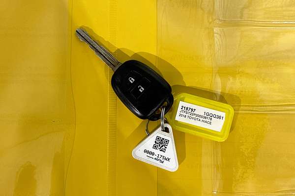 2018 Toyota HIACE COMMUTER KDH223R MY16 ELWB High Roof