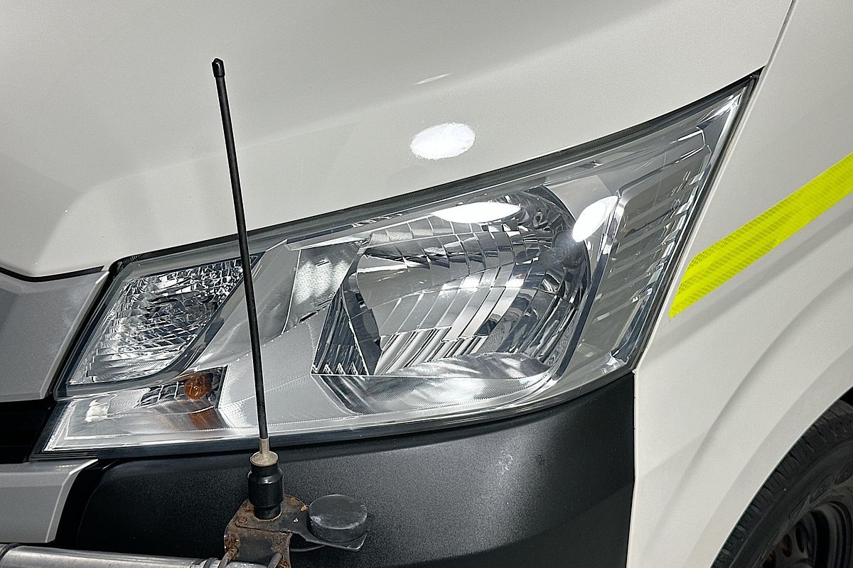 2019 Toyota Hiace COMMUTER (12 SEATS) GDH322R