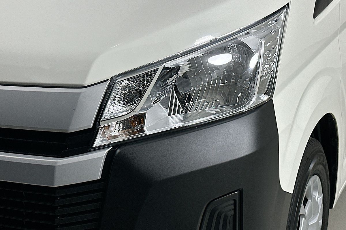 2022 Toyota Hiace SLWB COMMUTER (12 SEATS) GDH322R