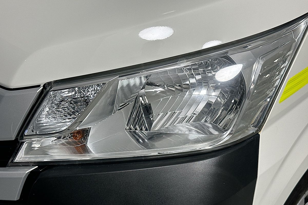 2020 Toyota Hiace COMMUTER (12 SEATS) GDH322R