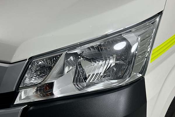 2020 Toyota Hiace COMMUTER (12 SEATS) GDH322R