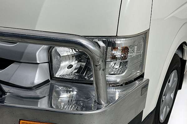 2018 Toyota Hiace COMMUTER (12 SEATS) KDH223R MY16