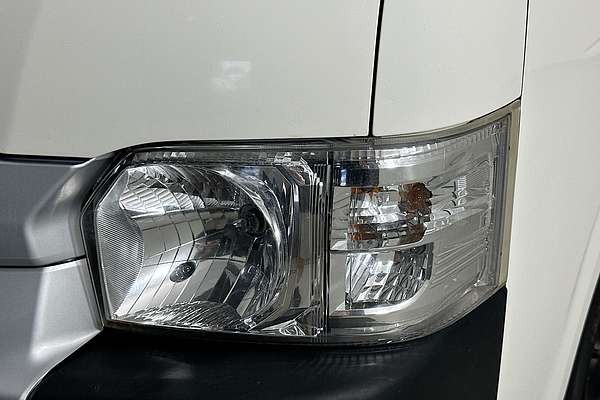 2019 Toyota HIACE COMMUTER KDH223R MY16 ELWB High Roof