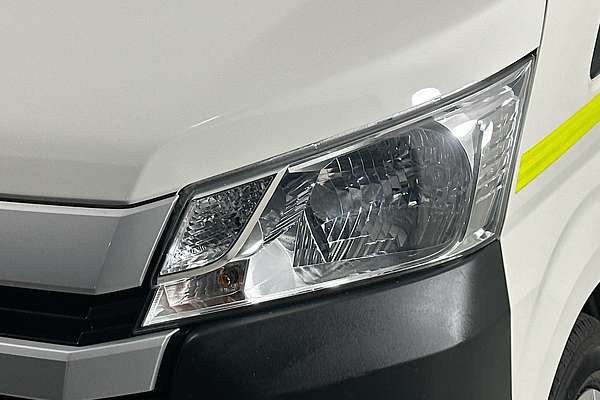 2021 Toyota Hiace SLWB COMMUTER (12 SEATS) GDH322R