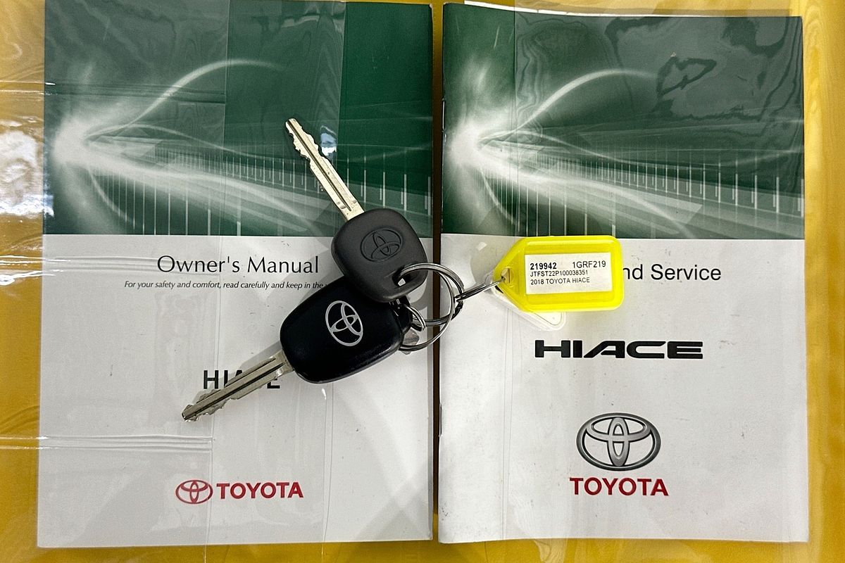 2018 Toyota Hiace COMMUTER (12 SEATS) KDH223R MY16