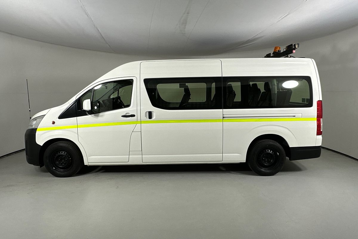 2020 Toyota HIACE Commuter GDH322R