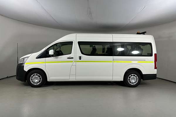 2025 Toyota Hiace SLWB COMMUTER (12 SEATS) GDH322R