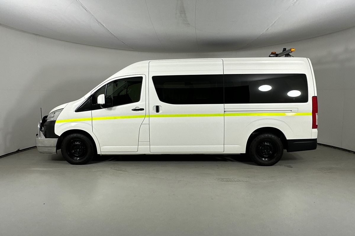 2023 Toyota Hiace SLWB COMMUTER (12 SEATS) GDH322R