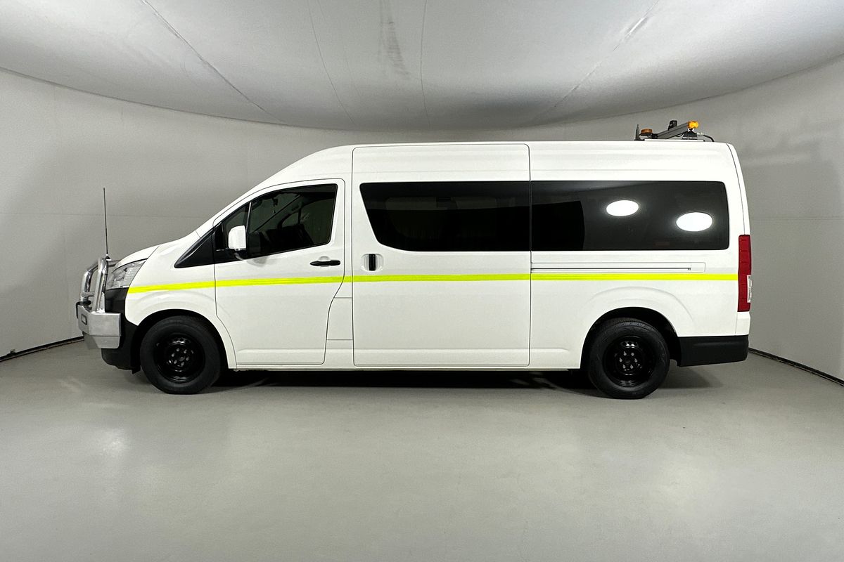 2024 Toyota Hiace SLWB COMMUTER (12 SEATS) GDH322R