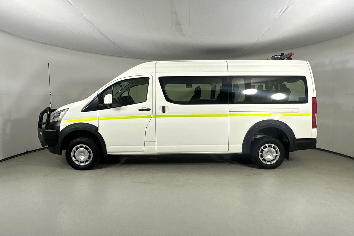 2022 Toyota Hiace SLWB COMMUTER (12 SEATS) GDH322R