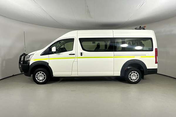 2022 Toyota Hiace SLWB COMMUTER (12 SEATS) GDH322R