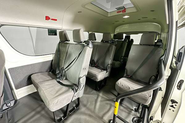 2022 Toyota Hiace SLWB COMMUTER (12 SEATS) GDH322R