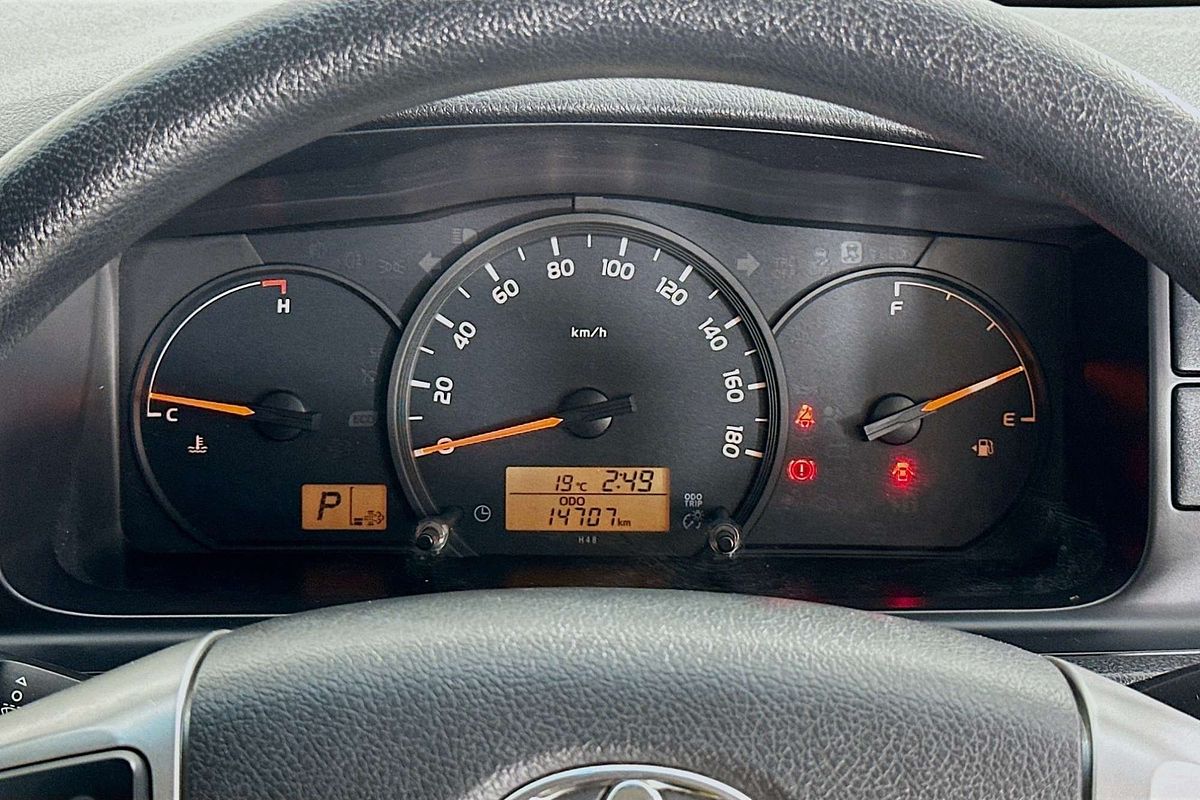 2019 Toyota Hiace COMMUTER (12 SEATS) KDH223R MY16