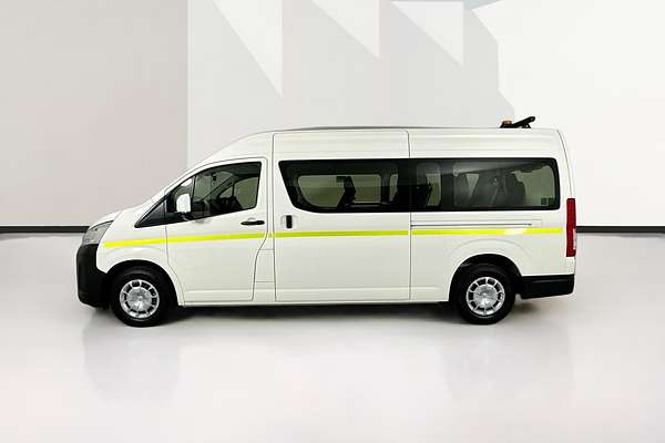 2025 Toyota Hiace SLWB COMMUTER (12 SEATS) GDH322R