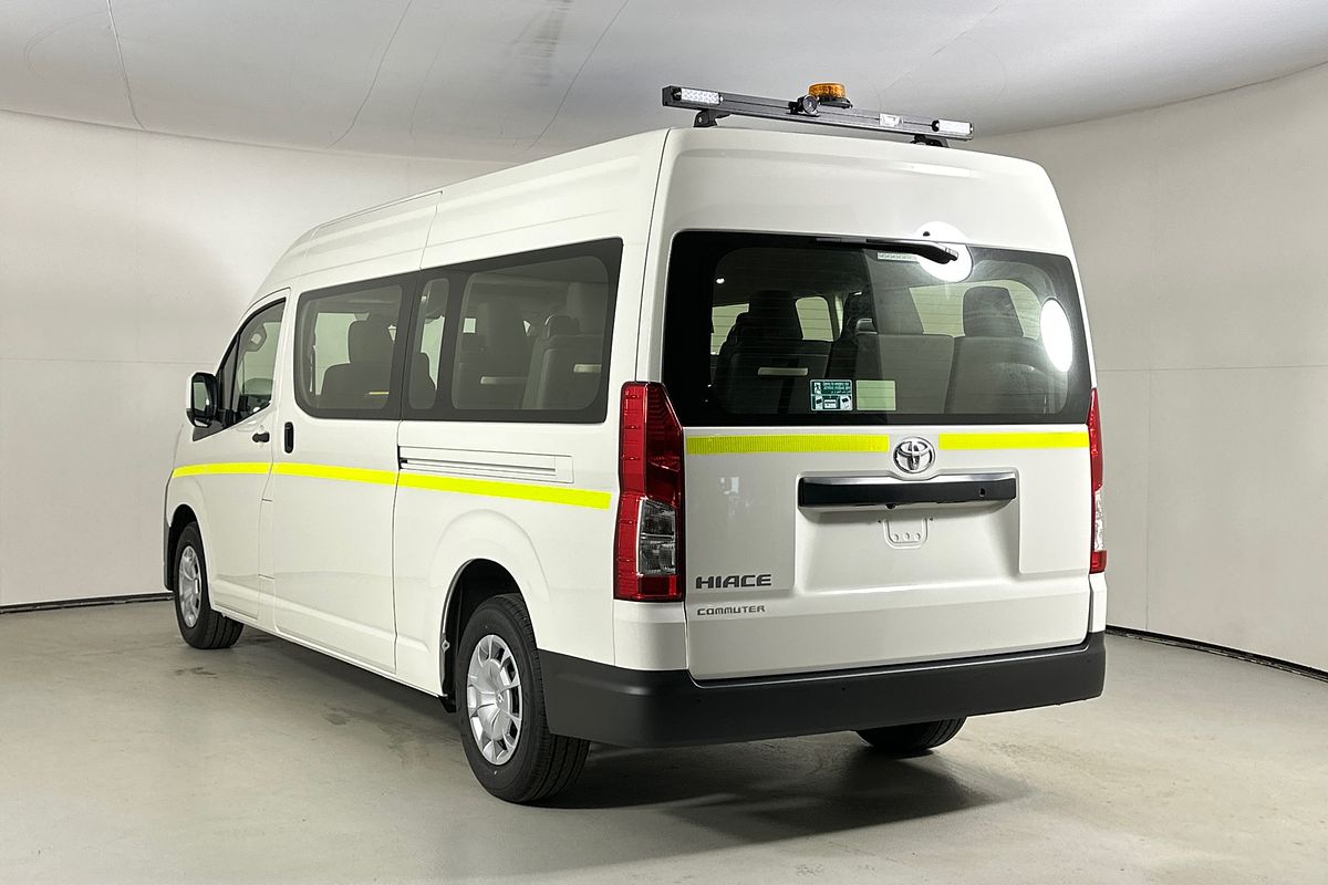 2025 Toyota Hiace SLWB COMMUTER (12 SEATS) GDH322R