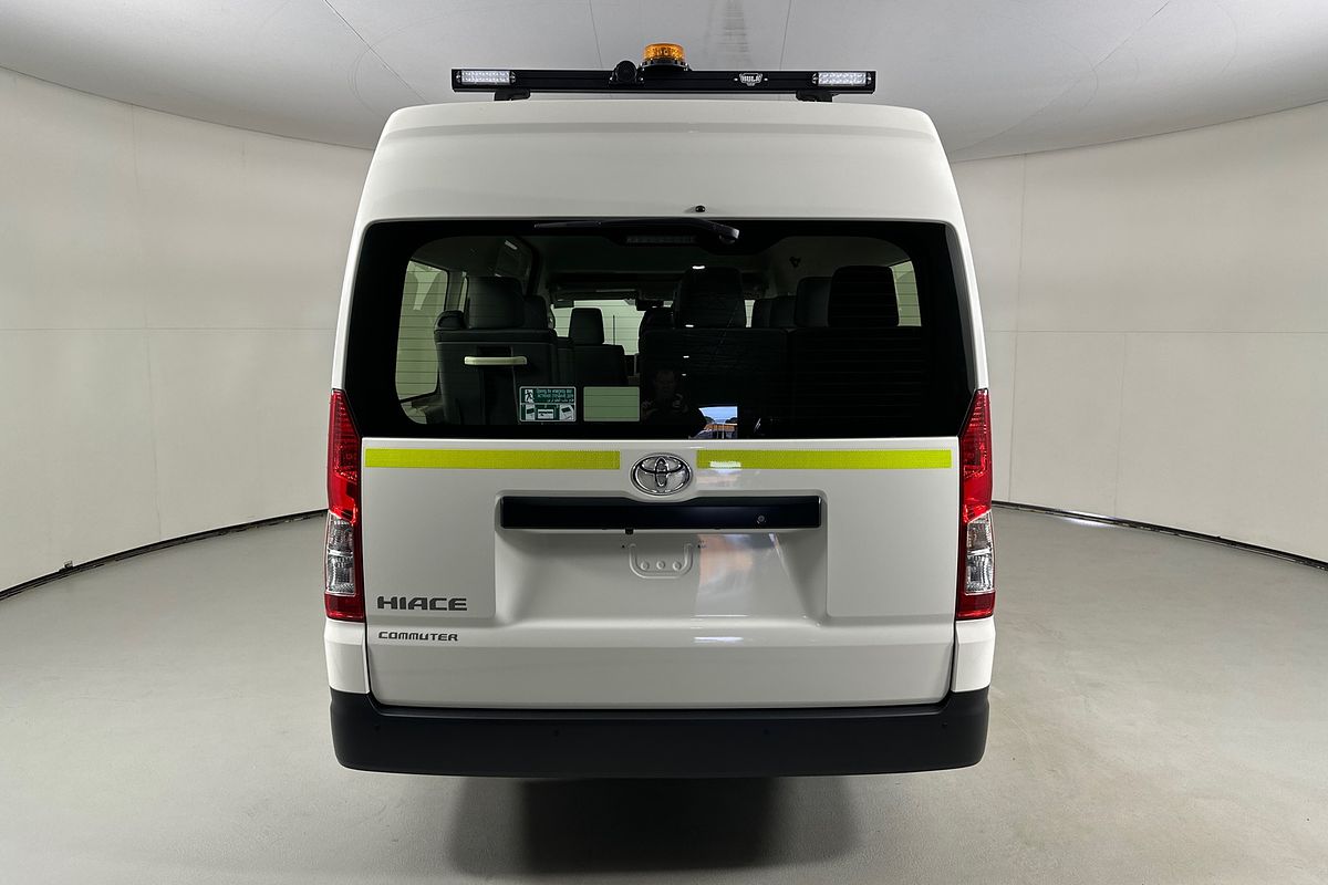 2025 Toyota Hiace SLWB COMMUTER (12 SEATS) GDH322R