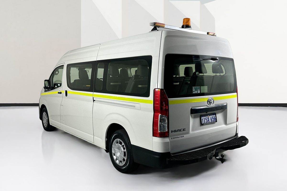 2022 Toyota Hiace SLWB COMMUTER (12 SEATS) GDH322R