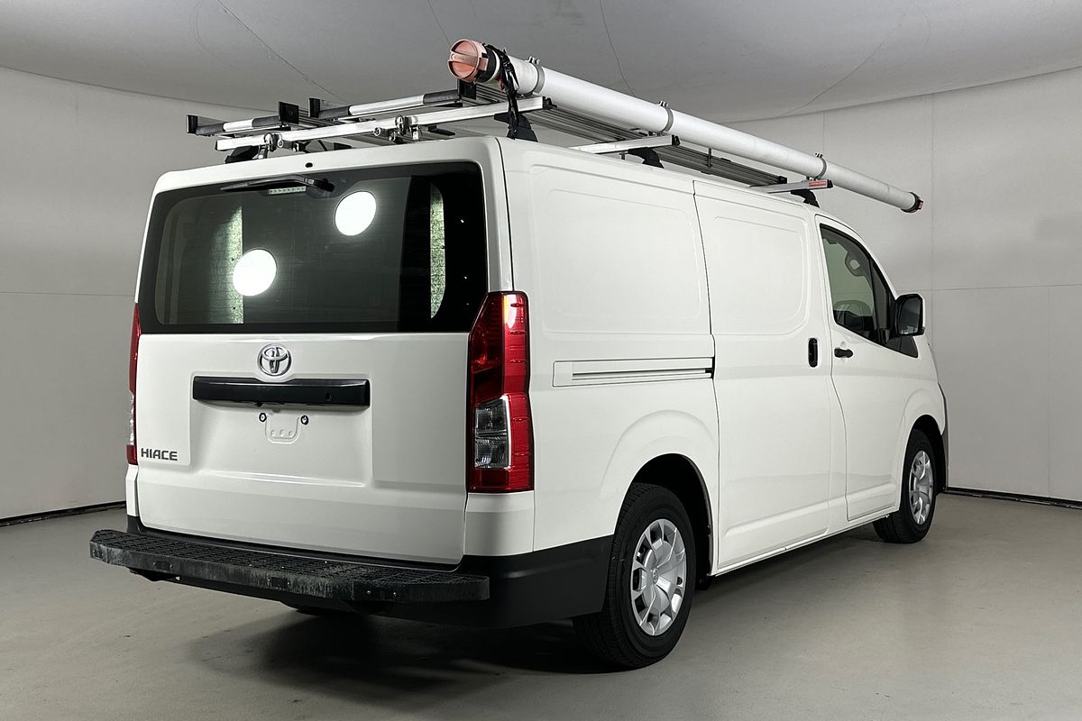 2019 Toyota HIACE LWB GDH300R LWB