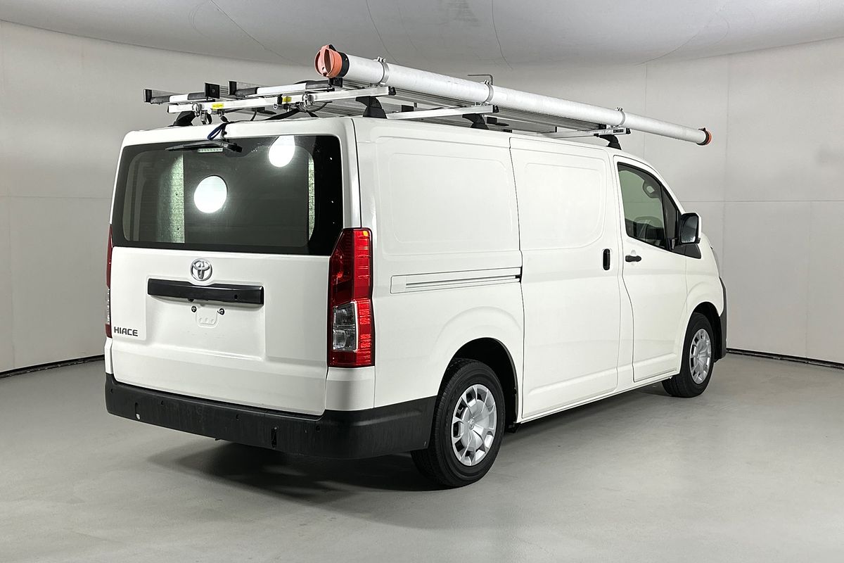 2019 Toyota HIACE LWB GDH300R LWB